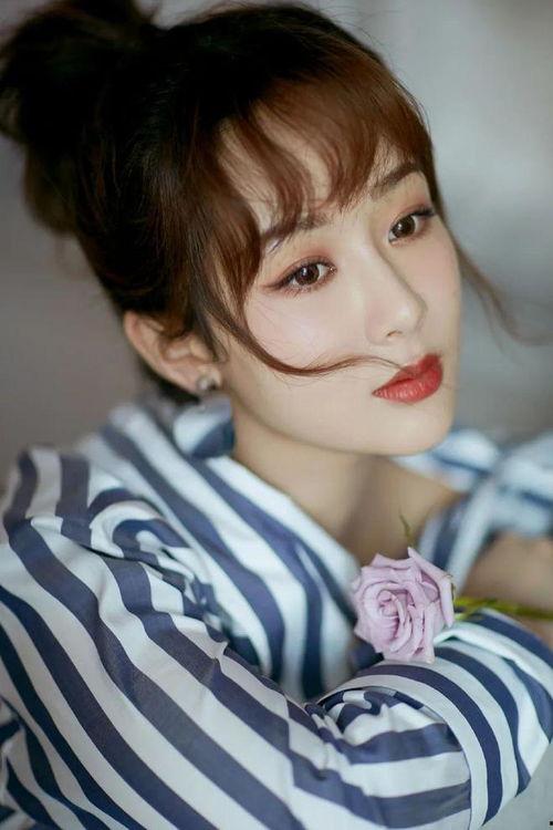 娱乐吃瓜杨紫,娱乐圈的“瓜王”传奇